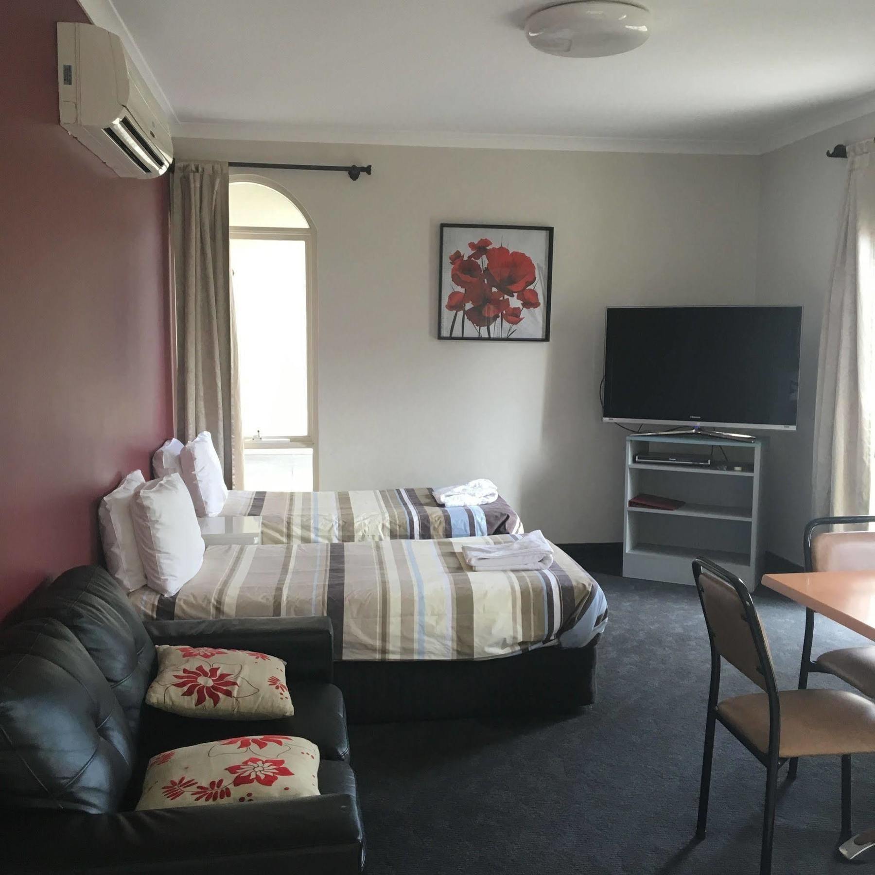 Brunswick Tower Hotel Melbourne City Exterior foto