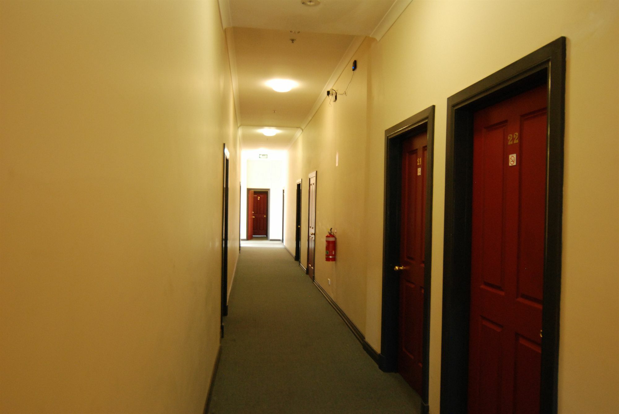 Brunswick Tower Hotel Melbourne City Exterior foto